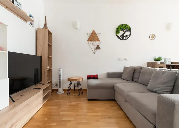 Guesthost - Modern In Corvetto Apartment *