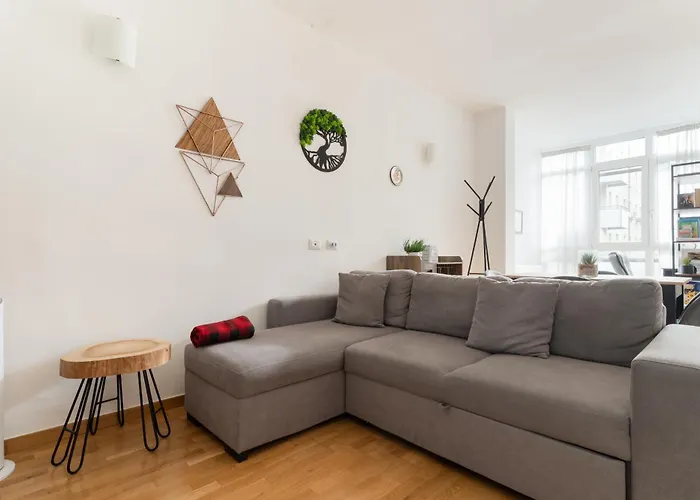 Apartment Guesthost - Modern In Corvetto Mailand